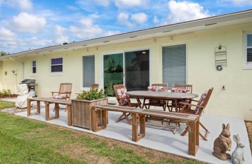 Marineland Acres House | Sandy Shores Family Sanctuary