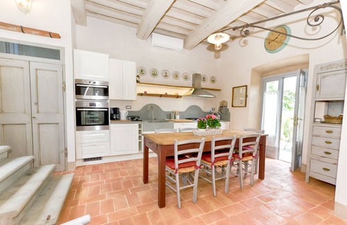 Barberino Tavarnelle Apartment | Sangiovese Country House, apartment with pool in a small village in the hills of Chianti