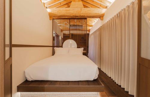 Cheongju Villa | Sangseon Heritage Hanok