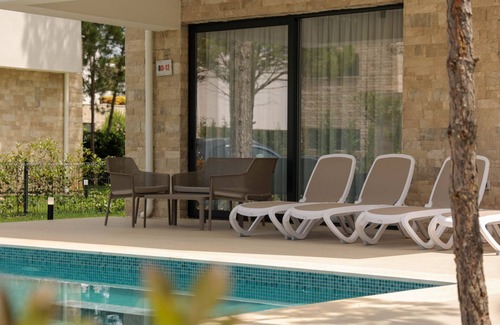 Ishem Apartment | Sanpietro Vacation Deluxe Villa