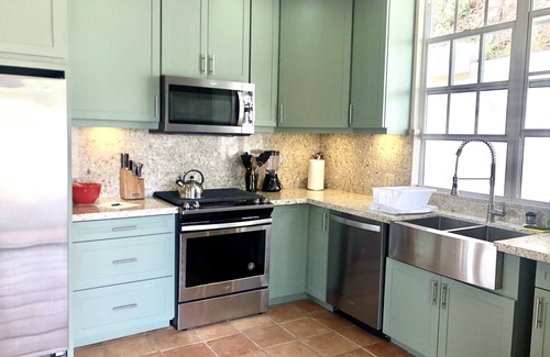 Towers Estate Villa | SANS SOUCI - elegant villa w/pool & "even better than the photos" views