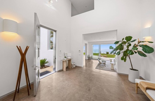 Santa Barbara House | Santa Barbara Bluff-Top Luxury with Panoramic Ocean Views & Private Beach Access