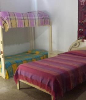 Banos de Agua Santa Hostel | Santa Cruz Backpackers Hostal