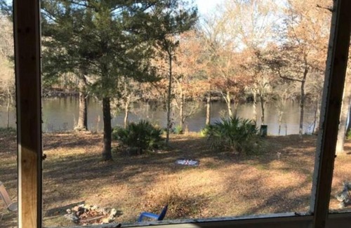 Branford House | Santa Fe Landing Close Ichetucknee & Ginnie Springs