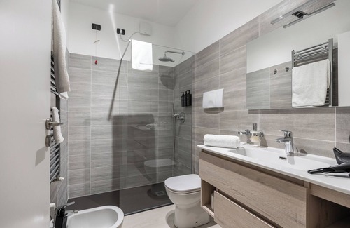 Milan Apartment | Santa Giulia Suite. Like at Home. Leisure or business with all the best comfort!