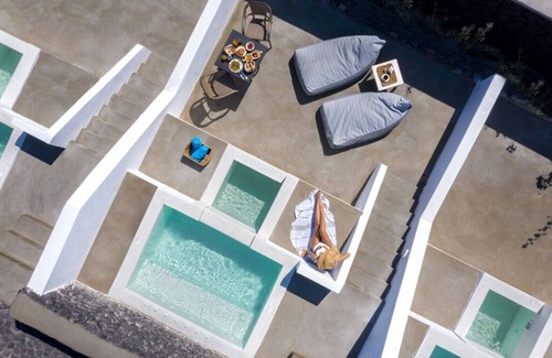 Perivolos Apartment | Santa Irina Luxury Sunny Lofts 3