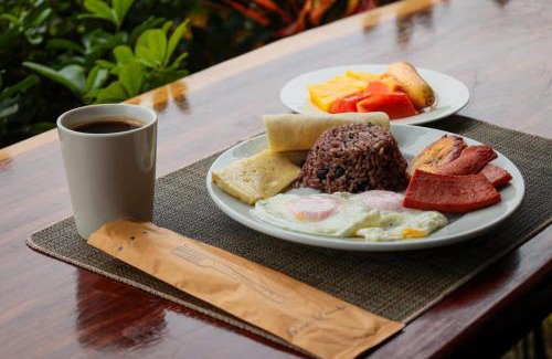 Naranjito Cabin | Santa Juana Lodge & Nature Reserve