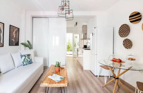 Heraklion Apartment | SANTA TRIADA CITY CENTER, free wifi & parking .
