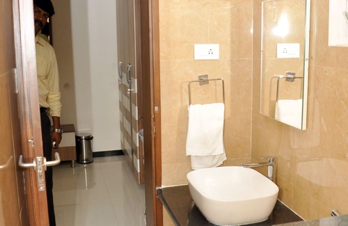RS Puram Hotel | Santhoshpuri