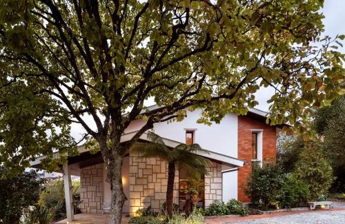Sever do Vouga Bed & Breakfast | Santiago Family House