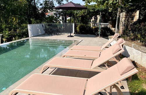 Sever do Vouga Bed & Breakfast | Santiago Family House - King Room with Spa Bath