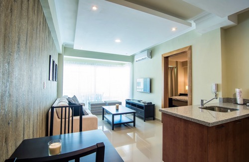 Downtown Santo Domingo Apartment | Santo Domingo Charming City Center Apartment + Free Parking and Gym ✔️