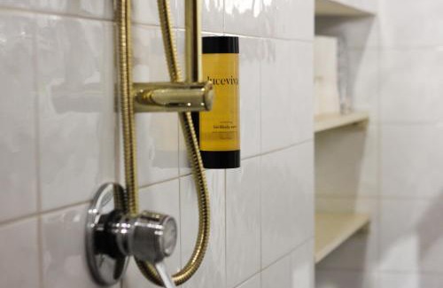 Santo Stefano di Sessanio Apartment | Santo'S House BnB