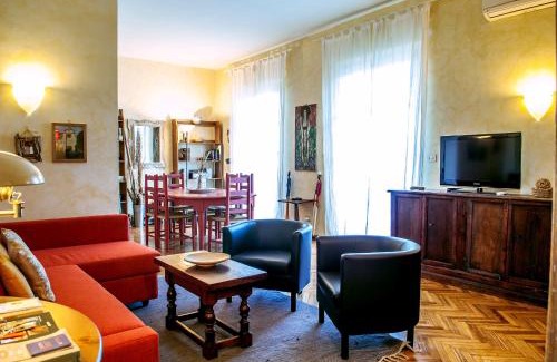 San Giovanni Apartment | Santo Stefano Penthouse by 360Rentals