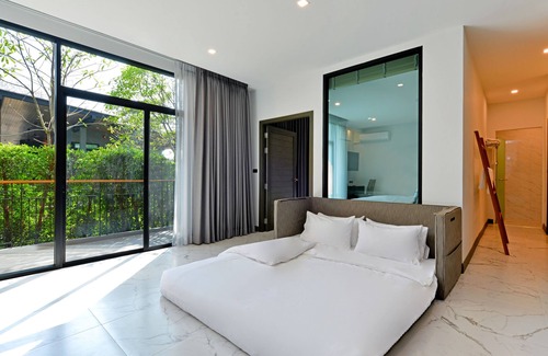 Bang Nam Prieo Hotel | Sappaya Hotel by Lotus Valley Golf Resort