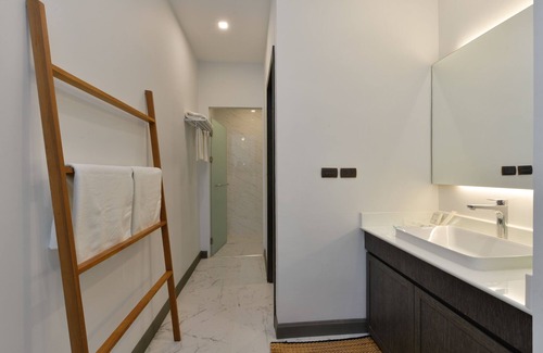 Bang Nam Prieo Hotel | Sappaya Hotel by Lotus Valley Golf Resort