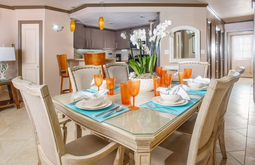 Dover Condo | Sapphire Beach Condominiums by Blue Sky Luxury
