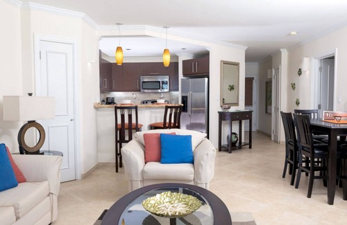 Dover Condo | Sapphire Beach Condominiums by Blue Sky Luxury