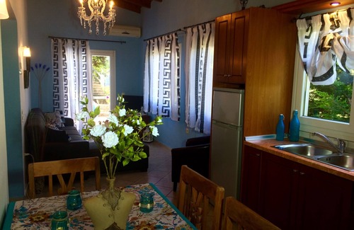 Parelia Villa | Sapphire Villa - A Piece Of Harmony And Relaxation With A Private Garden.