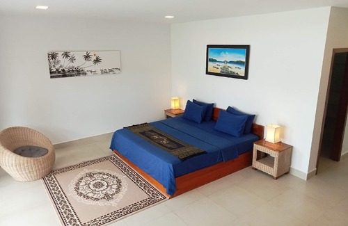Koh Rong Sanloem Hotel | Saracen Bay Resort