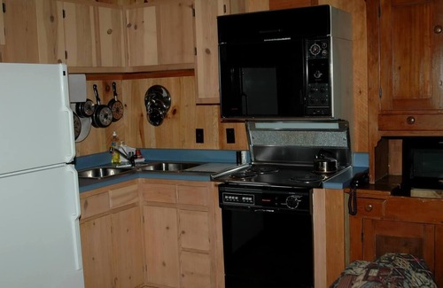 Townsend Cabin | Sarah's Meadow - Cabins for Rent in Townsend, Tennessee, United States