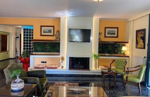 Alimos Apartment | Sarakin's Mansion Luxury Retreat