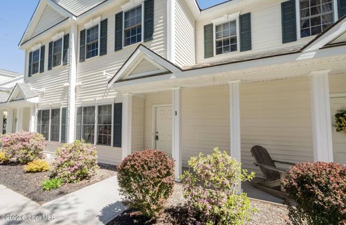 Saratoga Springs Condo | SARATOGA TRACK RENTAL