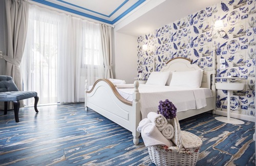 Bozcaada Hotel | Sardunya Otel