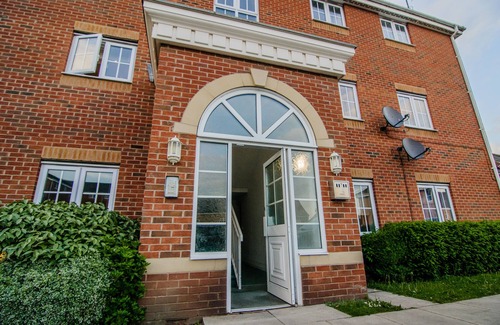 Kirk Sandall Apartment | Sargeson Apartment 2bedrooms 2bathrooms free parking
