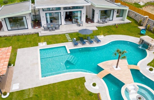 Sarıbelen Villa | Saribelen Village 3 Bedroom Villa 8280