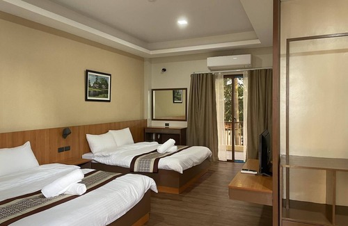 Urdaneta City Hotel | Sarojus Farmview Hotel