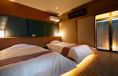 Ogano-machi House | Sarugakuan 1301 Japanese modern living room bed / Chichibu Saitama