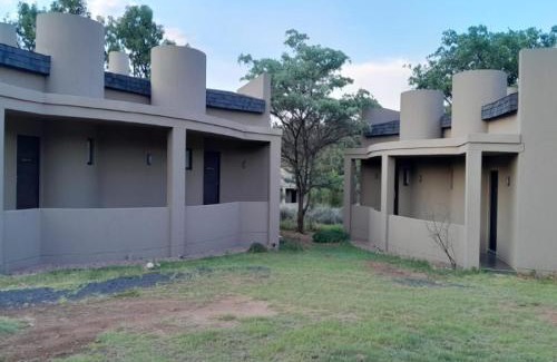 Mookgopong Bed & Breakfast | Sashe River at Buffelshuis Safari Camp