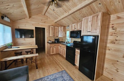 Madison House | Sassafras Cabin at Lost Trails