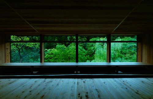 Okutama Hotel | Satologue