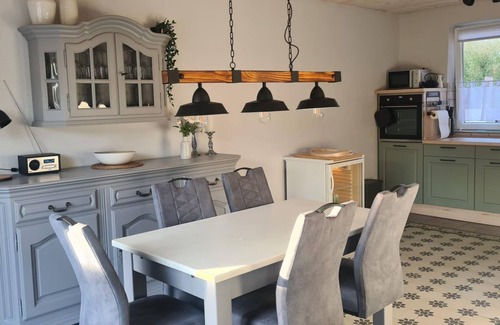 Altenkirchen Other | Sattelkammer - Ferienwohnungen Lindenhof
