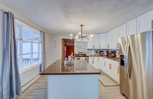 East Stroudsburg House | SAUNA | GAMEROOM | SPACIOUS | POCONO RETREAT | BBQ