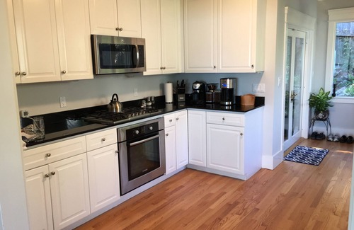 Sausalito House | Sausalito Sunrise - 2BR/1Bath Stunning Views