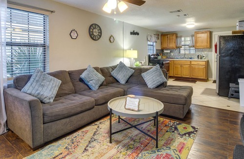 Midtown House | Savannah Home w/Yard ~ 3 Mi to Downtown!