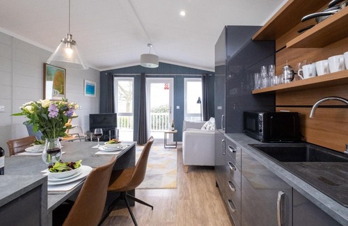 Leiston House | Savannah Lodge - Aldeburgh Coastal Cottages