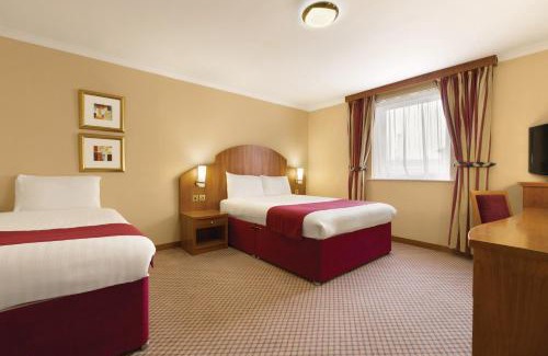 South Ruislip Hotel | Savera Hotel South Ruislip