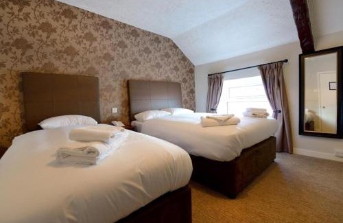 Saint Clears Hotel | Savoy Country Inn