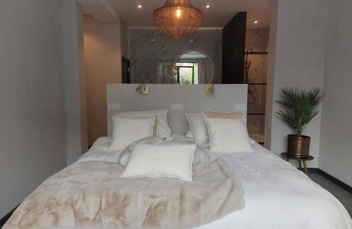 Stadskern Bed & Breakfast | Saya Boutique Hotel