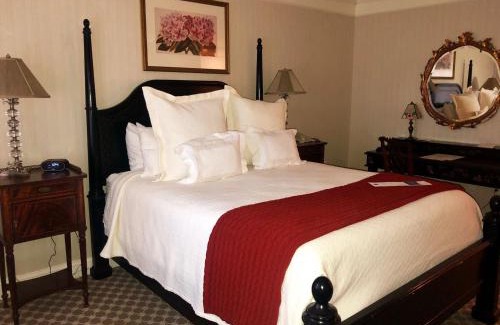 Old Saybrook Center Hotel | Saybrook Point Resort & Marina