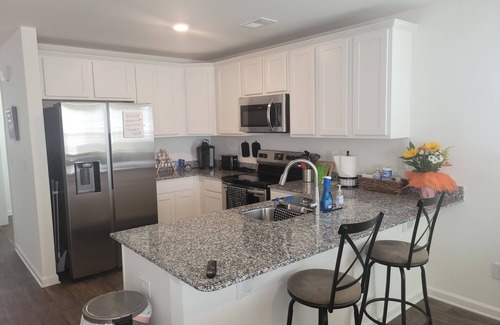 Rosewood House | SC (3745) 2BDR Townhouse Ft Jackson.