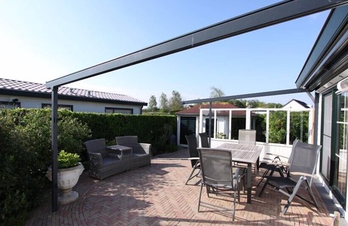 Westenschouwen Ski Chalet | Scalde Oort 14 luxury chalet within walking distance of the beach