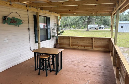 Perry House | Scallop and fish haven! Spring Warrior, Fla. 2bed/2bath mobile home. Much more.