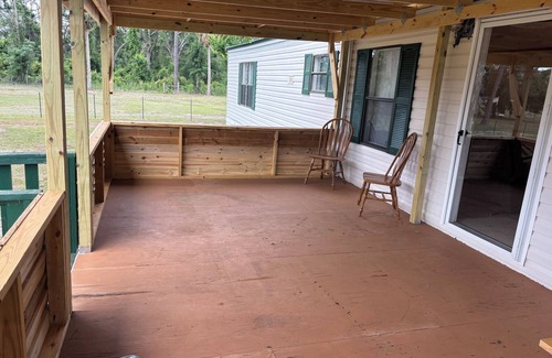 Perry House | Scallop and fish haven! Spring Warrior, Fla. 2bed/2bath mobile home. Much more.