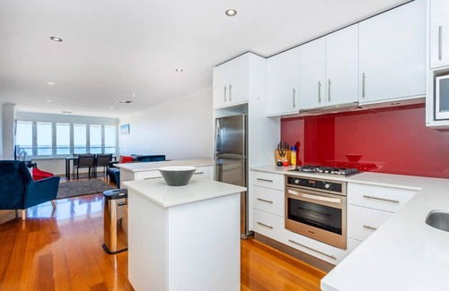 Scarborough Apartment | Scarborough Beachlife Apartment - Executive Escapes