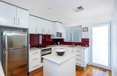 Scarborough Apartment | Scarborough Beachlife Apartment - Executive Escapes